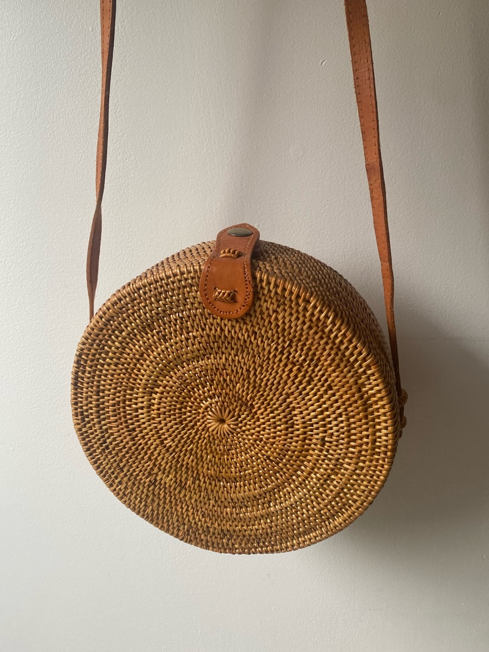 Woven Round Crossbody Bag in Tan